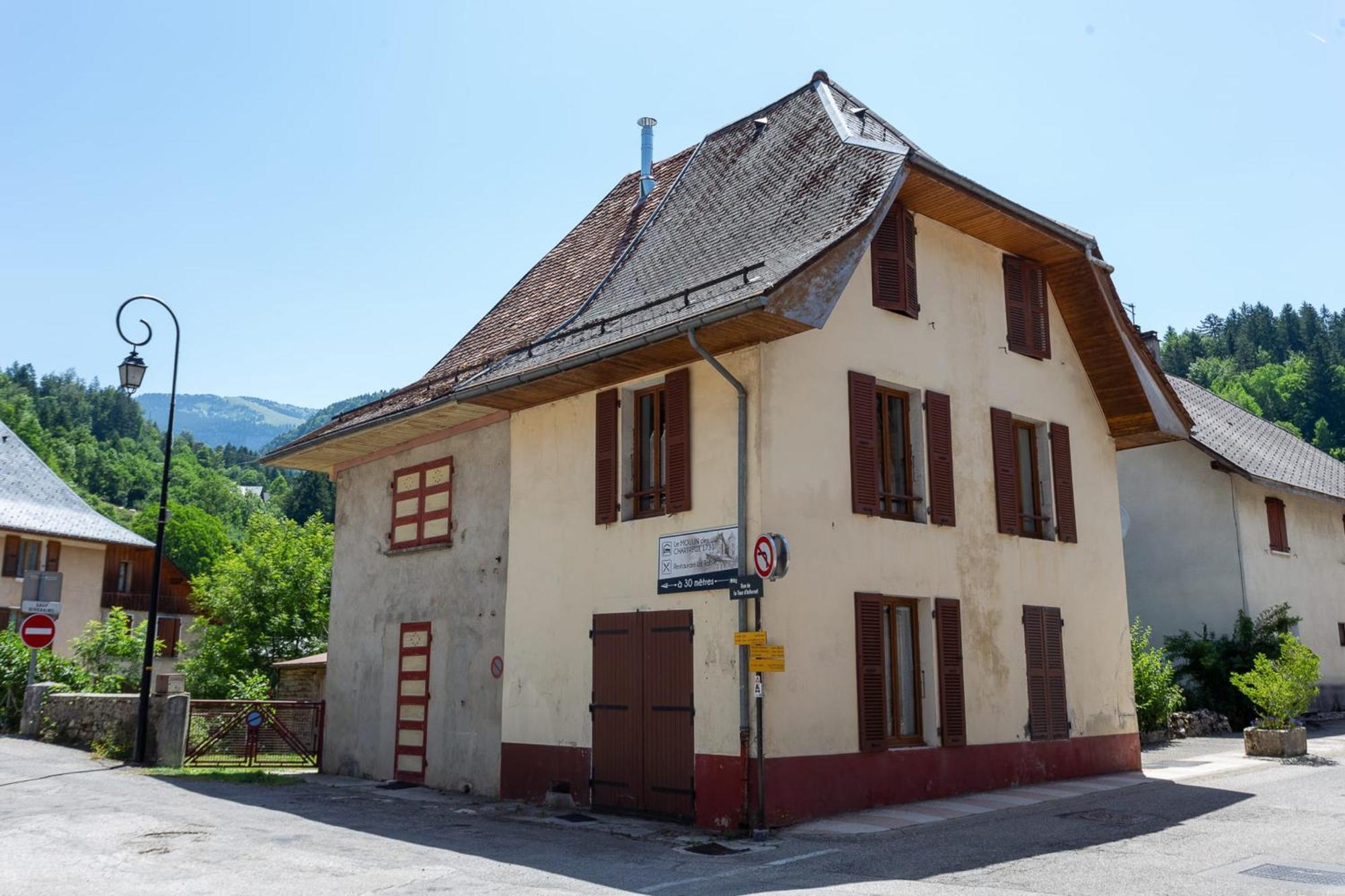 Maison De Village A St Pierre D'Entremont Saint-Pierre-d'Entremont  Exterior photo